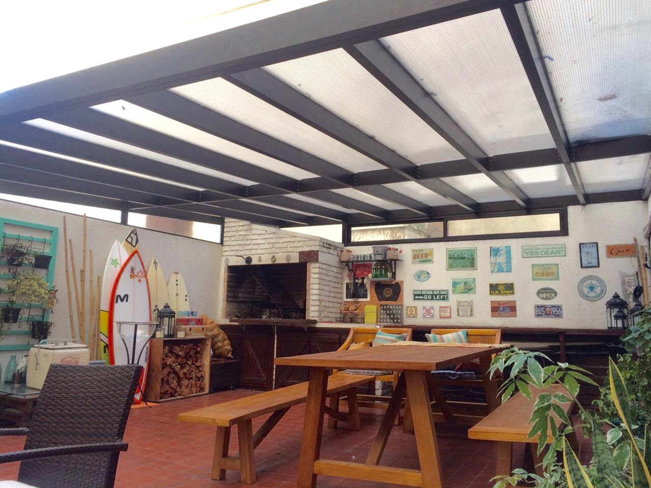 Sistema Techos de Policarbonato aplicado en arquitectura contemporánea